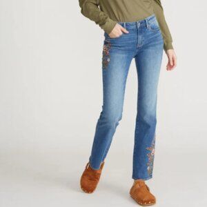 Driftwood Kelly Forsynthia Floral Embroidery Boot Cut Med wash Jeans, size 31